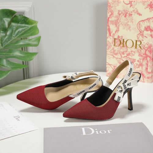 ديور DIOR