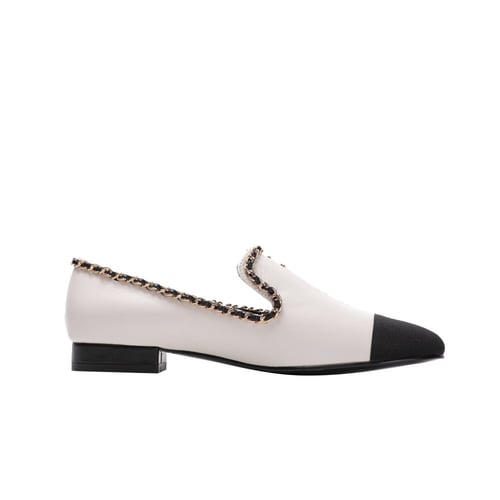 CHANEL فلات شانيل