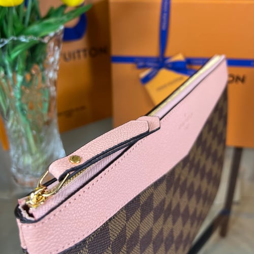 باوتش لويس فيتونا Louis Vuitton