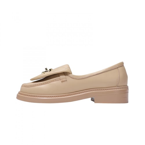 CHANEL فلات شانيل