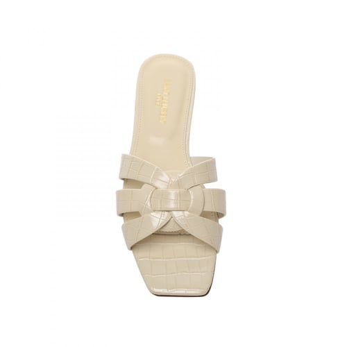 Sainti Laurent slipper سليبر ساني لوران