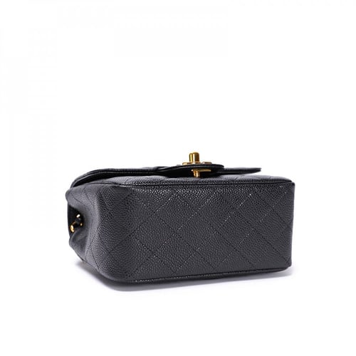 ‎شانيل كلاسيك (كافيار) هاردوير ذهبي Chanel classic...