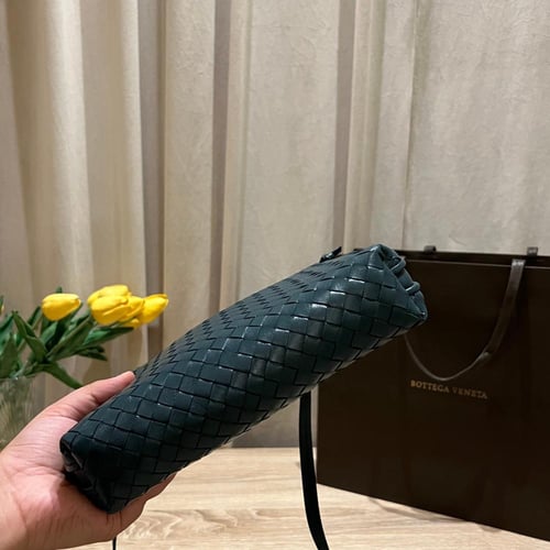 BOTTEGA VENETA ( BRIGHTON BLUE )