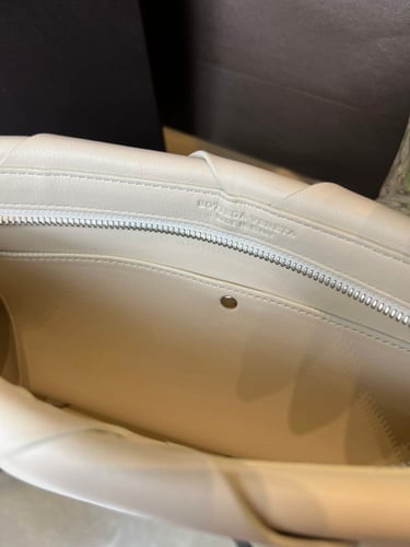 بوتيقا Bottega