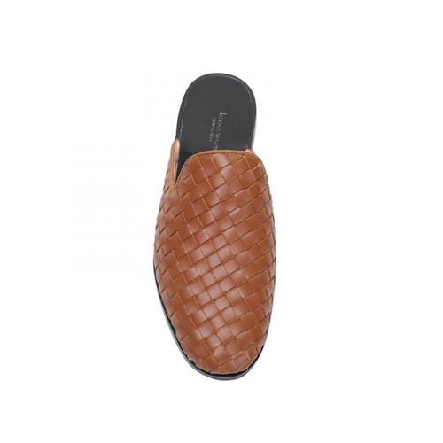 بوتيقا Bottega