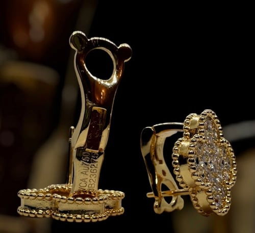 فان كليف ذهبي Van Cleef(إكسسوار مطلي )