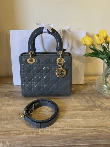 LADY DAIOR MEDIUM SIZE ( 24 CM )