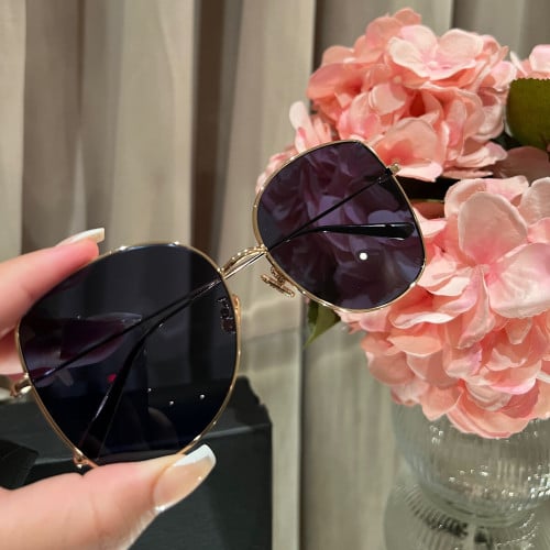 (1-30). Dior ديور