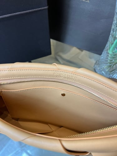 بوتيقا Bottega