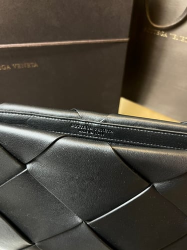 بوتيقا Bottega