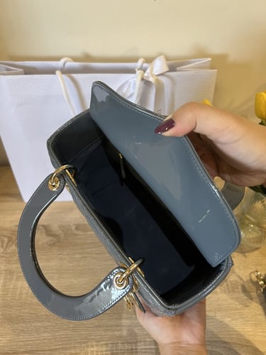 LADY DAIOR MEDIUM SIZE ( 24 CM )