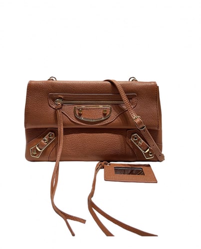 بالنسياقا balenciaga