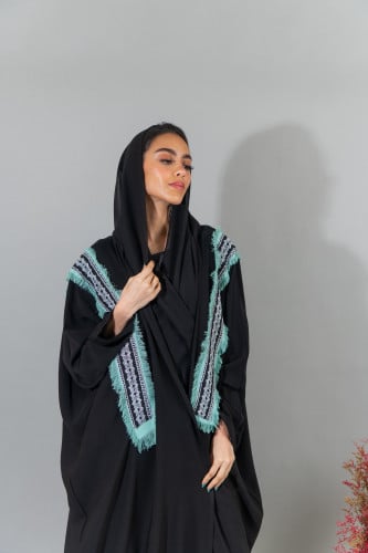 عبايه سوداء خفيفه صيفيه بإضافة تصميم مميز