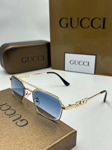 نظارة نسائية قوتشي