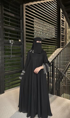 عبايهE2