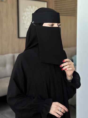 نقاب عادي وسط