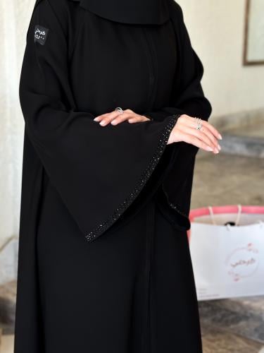 عبايه 108+نقاب وطرحه مجاناً