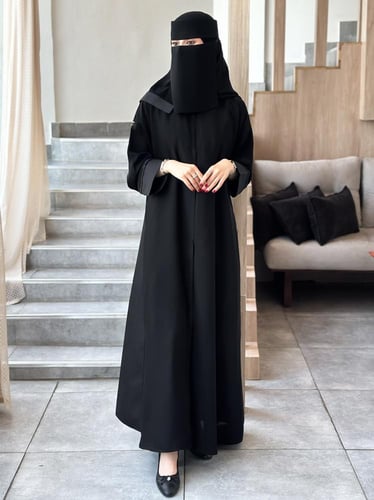 عبايه الكادي +نقاب وطرحه مجاناً