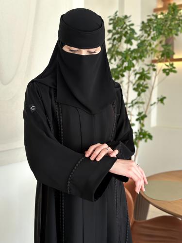 عبايه 104 +نقاب وطرحه مجاناً