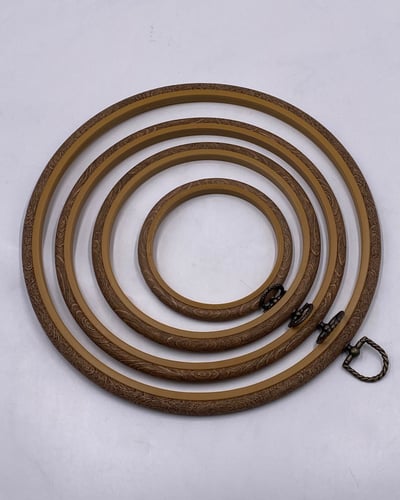 طارات خشبيه دائري