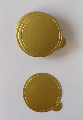 قواعد كيك دائريه 6سم -24 قطعة