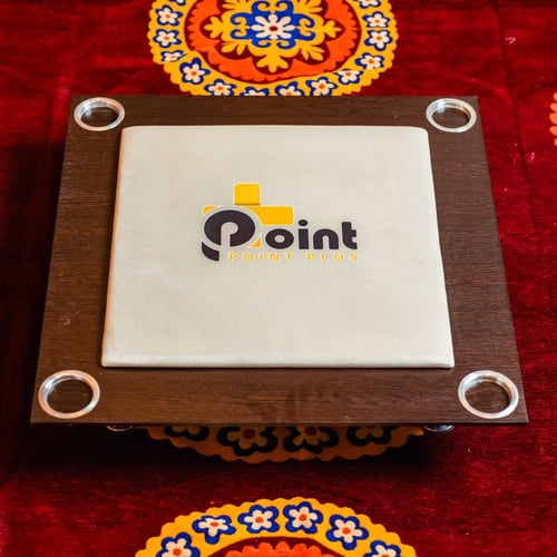 طاولة بلوت ارضية مربعة