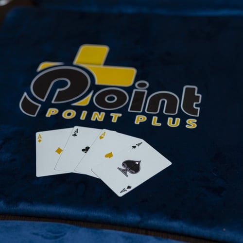 طاولة بلوت منحنية أرضية لون أزرق_Curved Ground Blo...