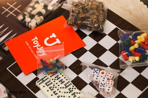 صندوق الألعاب الخشبي 10 في 1 من توي جوي_Toy Joy 10...