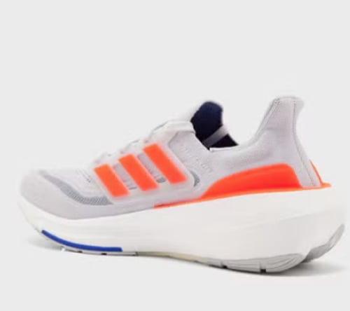 حذاء للرجال من اديداس size-47.1/3-EU ..