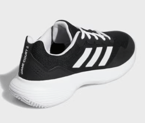 حذاء للنساء من اديداس size-39.1/3-EU ..