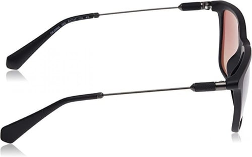 نظارات كالفن كلاين الشمسية المربعة للنساء