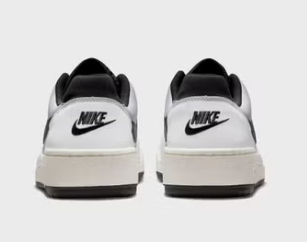 حذاء للرجال من نايك size-41-EU ..