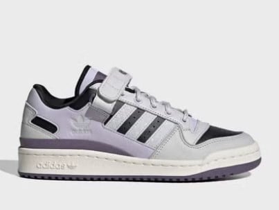 حذاء للنساء من اديداس size-41 1/3 EU