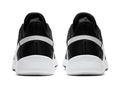 حذاء للجنسين من نايك size-37.5-EU