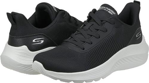 حذاء رياضي للنساء من سكيتشرز size-38.5-EU ....