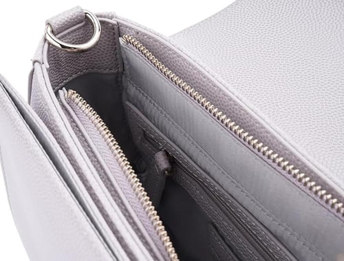 شنطة كتف للنساء من فالنتينو لون ابيض غياشيو