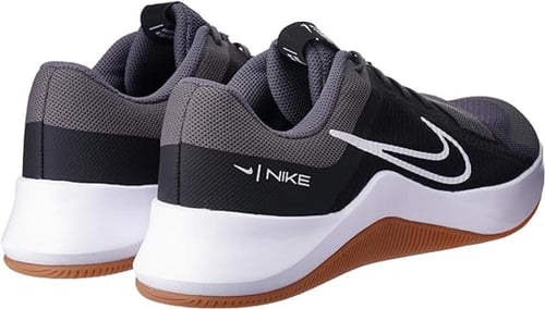 حذاء للرجال من نايك size-42-EU ..
