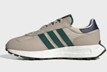 حذاء للرجال من اديداس size-42 2/3 EU ...