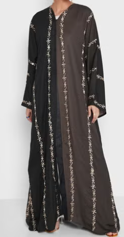 عباية بتفاصيل مطرزة من هيا كلوزيت للنساء size-M