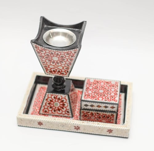 طقم صينية ومبخرة وصندوق مستطيل