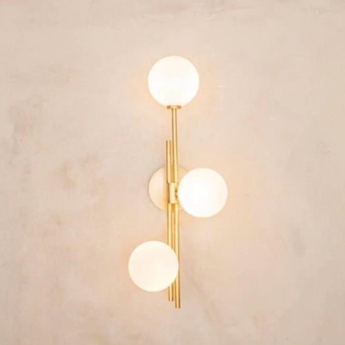 اضاءة جدارية ذهبي مودرن