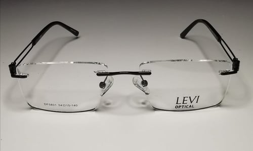 نظارة ليفي اوبتيكال Levi Optical 5801 C5