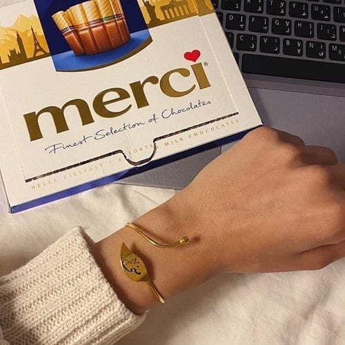 مجموعة فوند ملكة بالاسم حسب الطلب