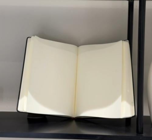 كتاب بتصميم خاص