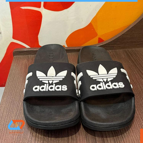 شبشب اديداس اسود