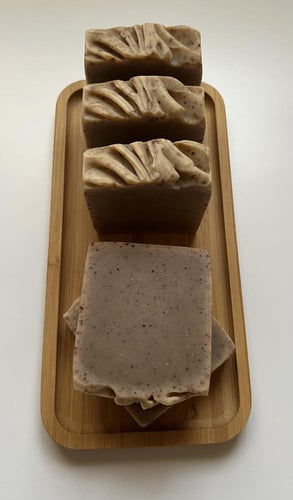 صابون نواة التمر ( تقشير )