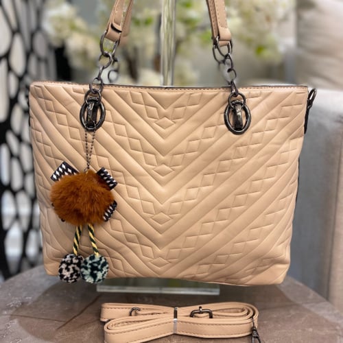 حقيبة يد و كتف حجم مثالي