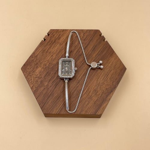 ساعة يد سوار مستطيلة من LV LEFAN