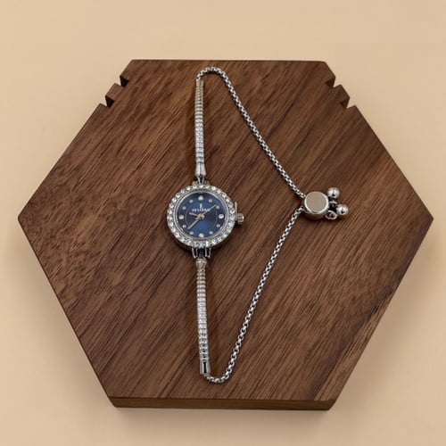 ساعة يد سوار دائرية من LV LEFAN