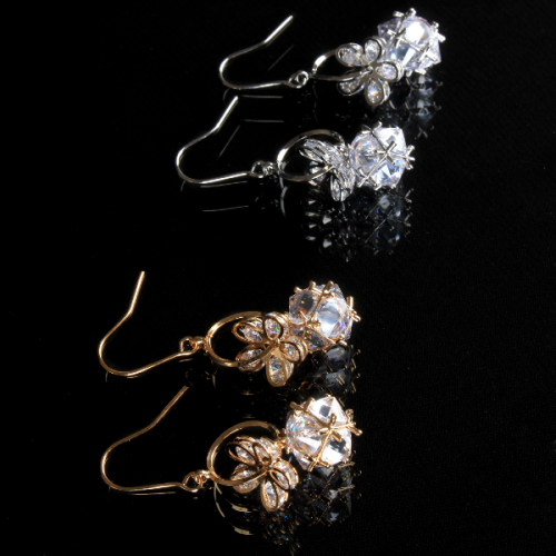 حلق مرصع زركون فاخر